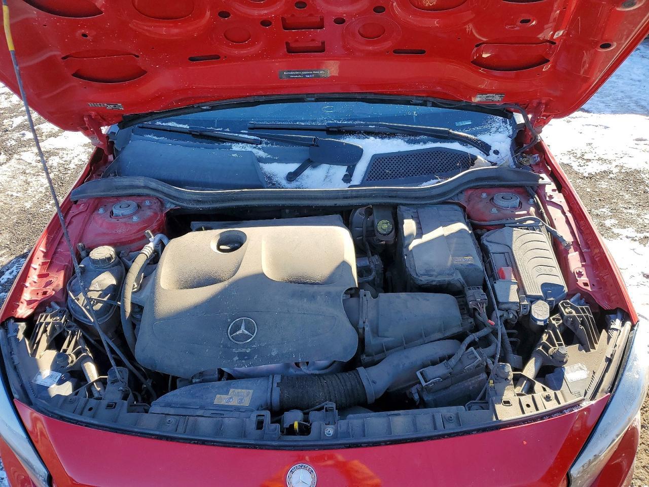 2016 MERCEDES-BENZ GLA-Class