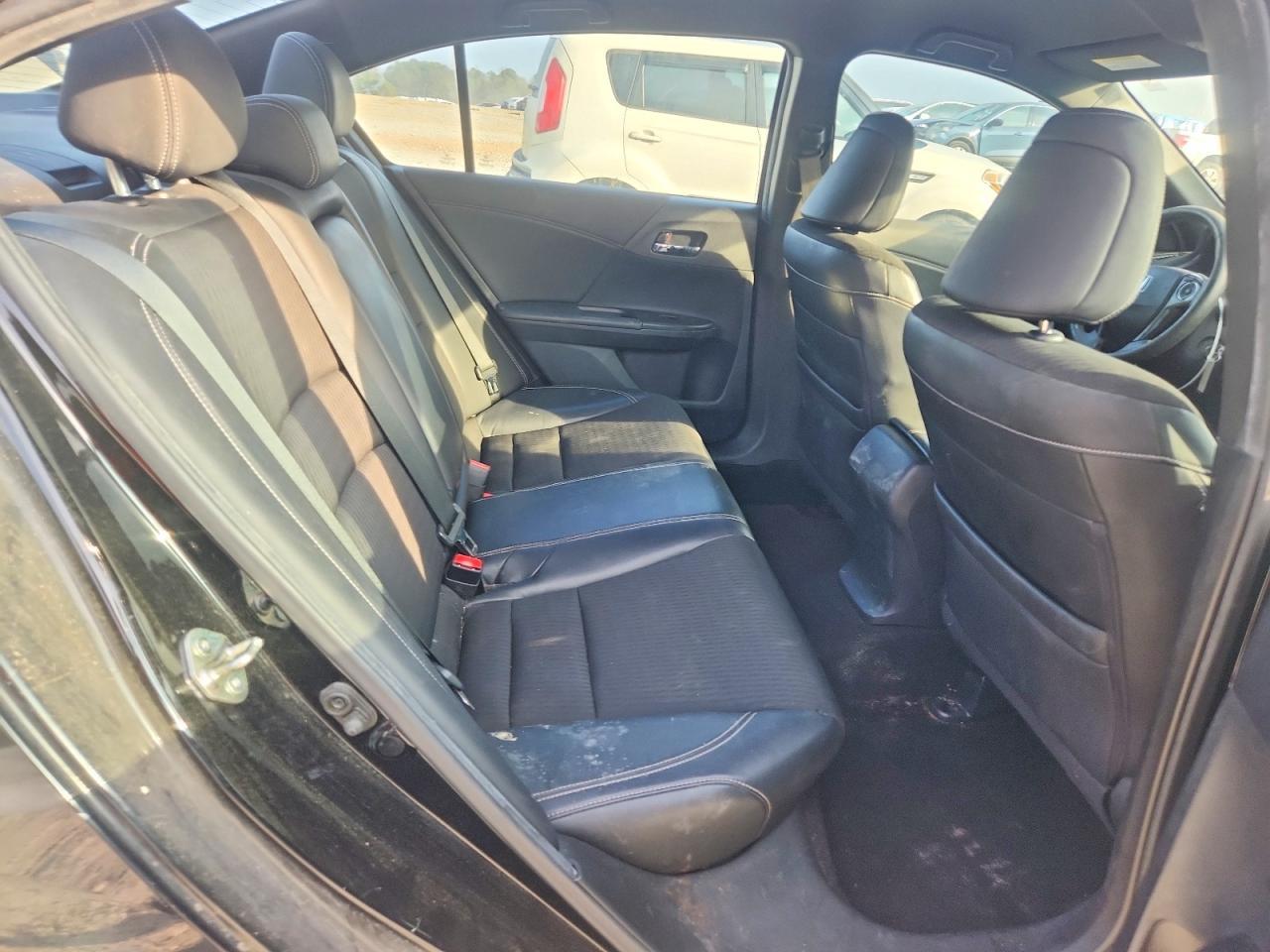 2016 HONDA ACCORD