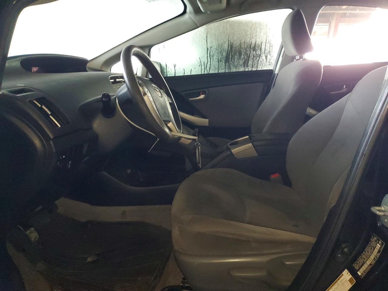 2015 TOYOTA PRIUS