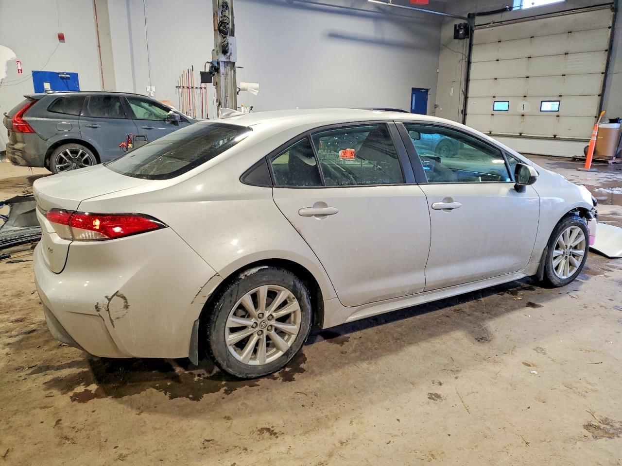 2025 TOYOTA COROLLA