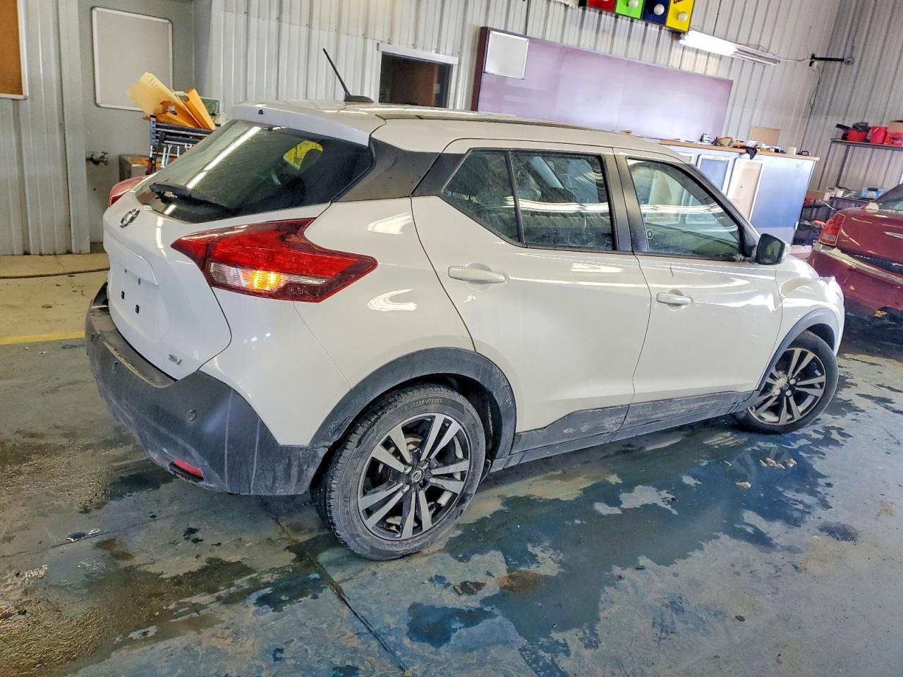 2020 NISSAN KICKS