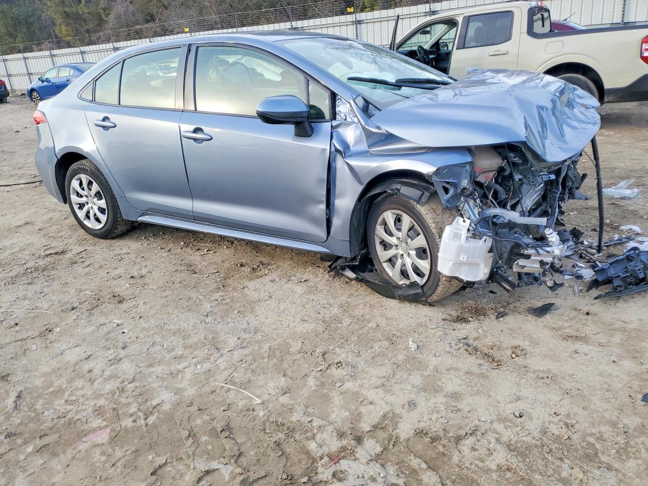 2022 TOYOTA COROLLA