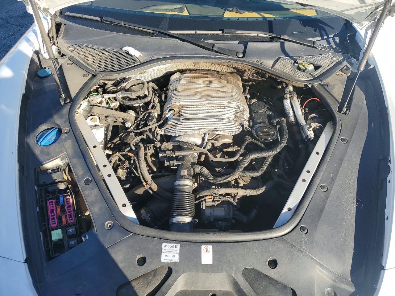2017 PORSCHE Panamera