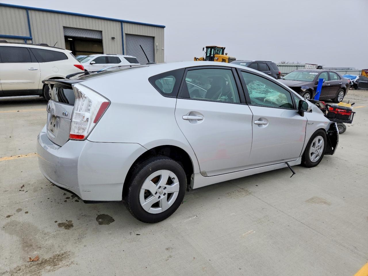 2011 TOYOTA PRIUS