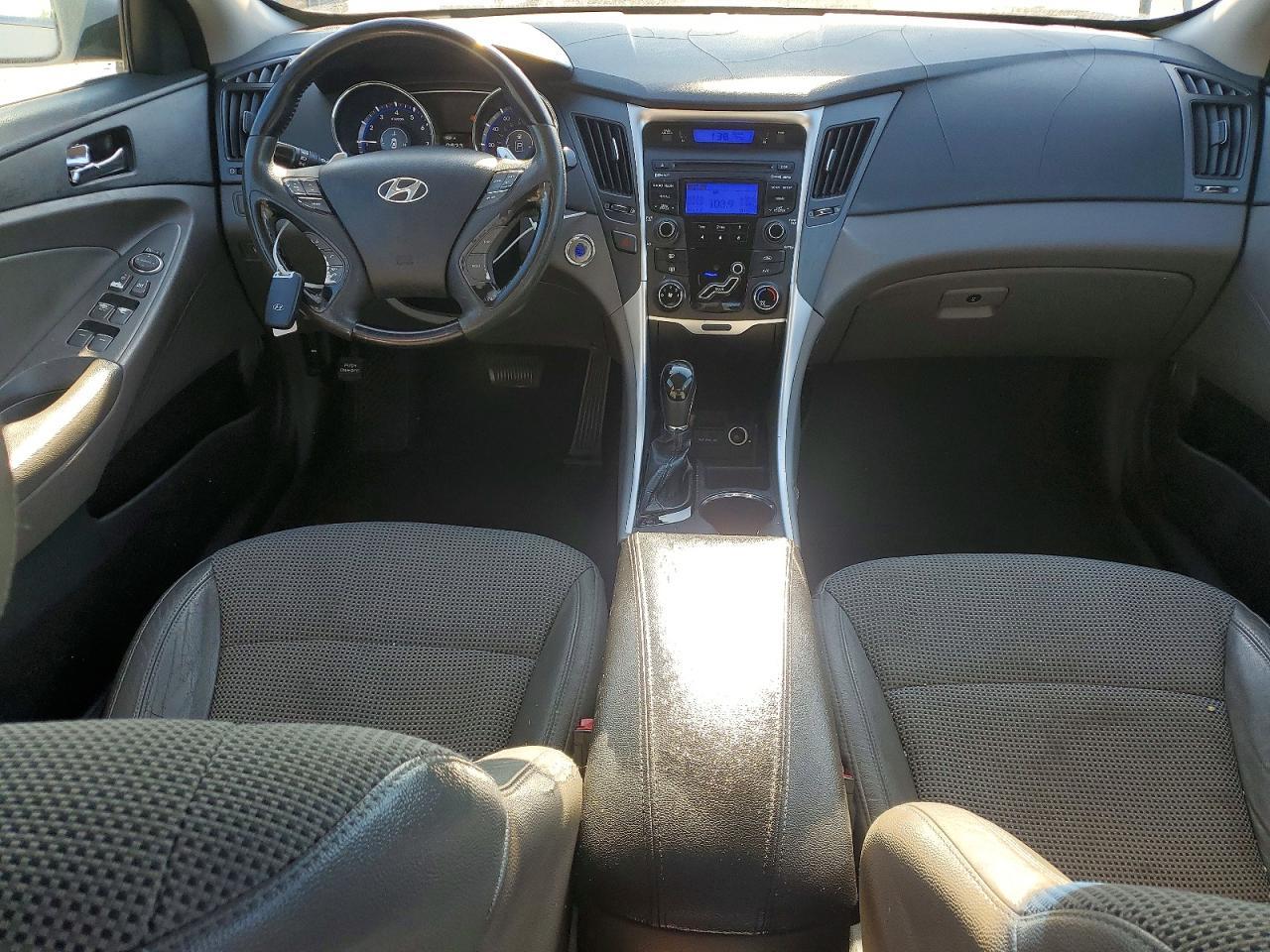 2013 HYUNDAI SONATA