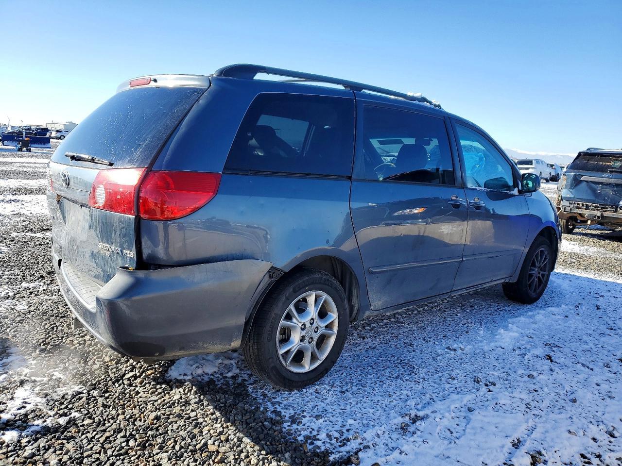 2006 TOYOTA SIENNA