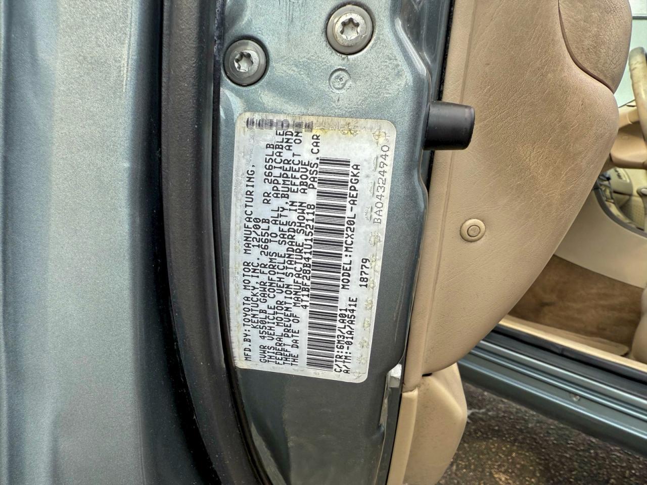 2001 TOYOTA Avalon