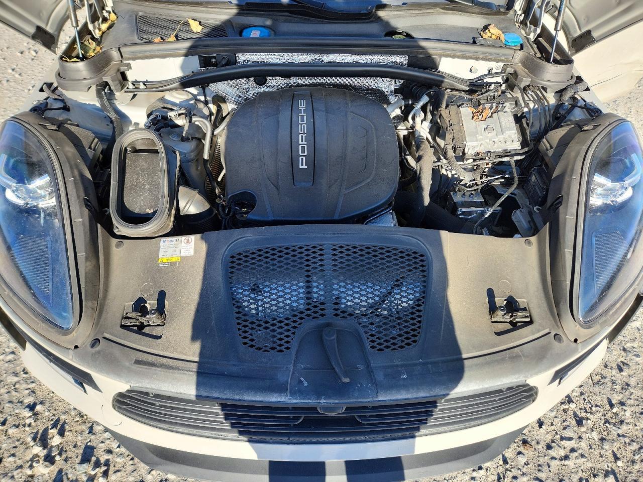 2021 PORSCHE Macan