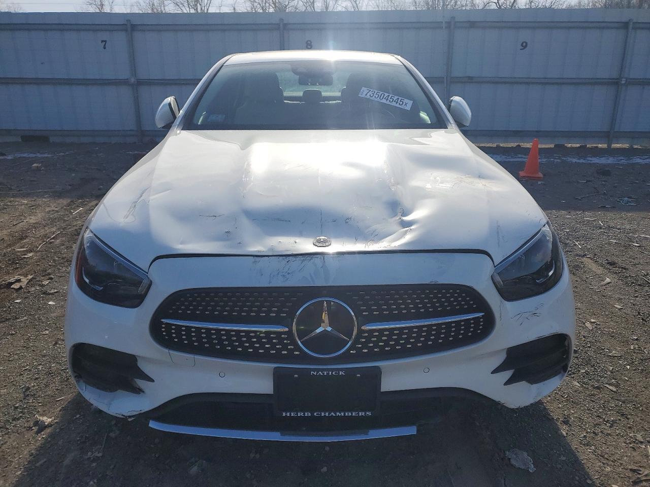 2021 MERCEDES-BENZ E-Class