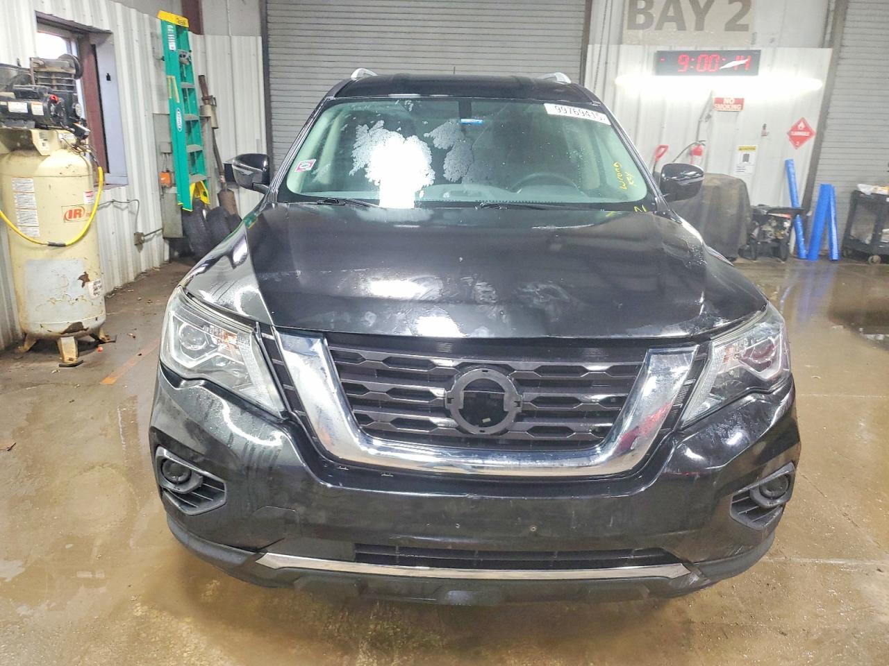 2017 NISSAN PATHFINDER