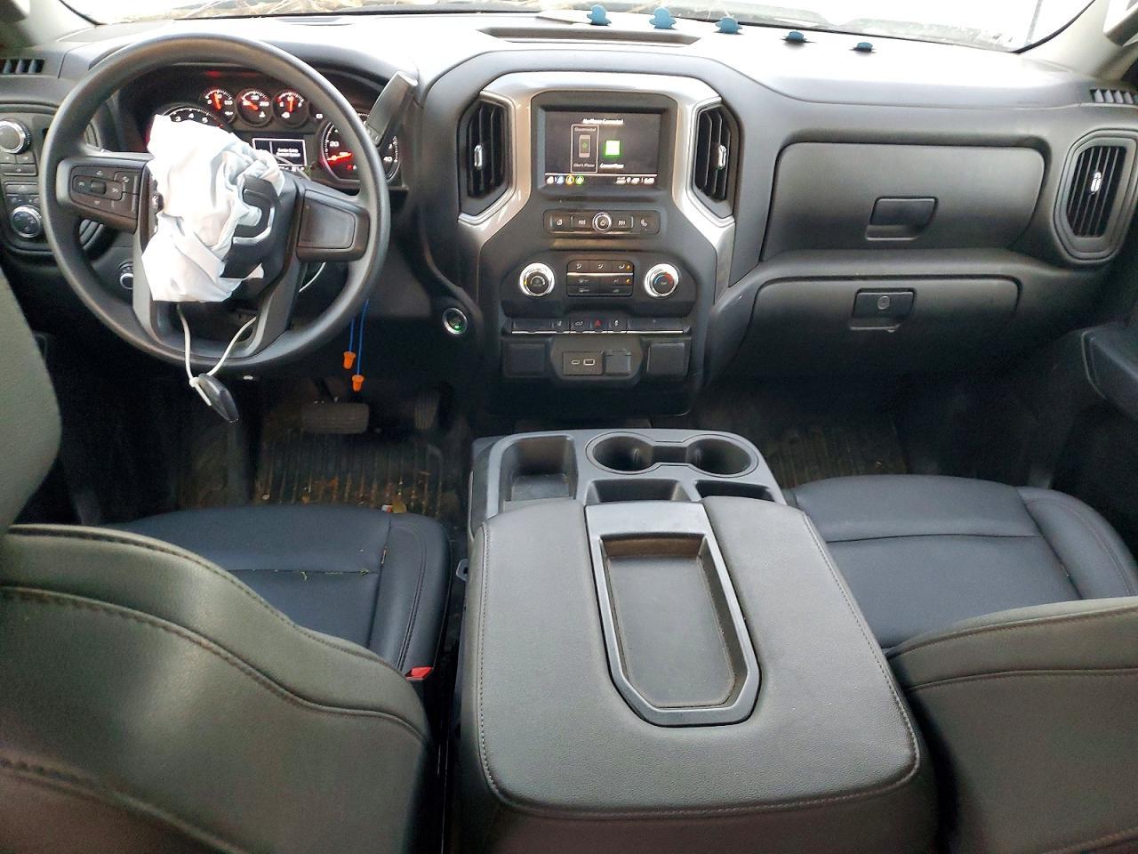 2024 GMC Sierra