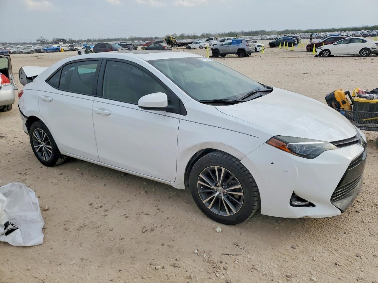 2018 TOYOTA COROLLA