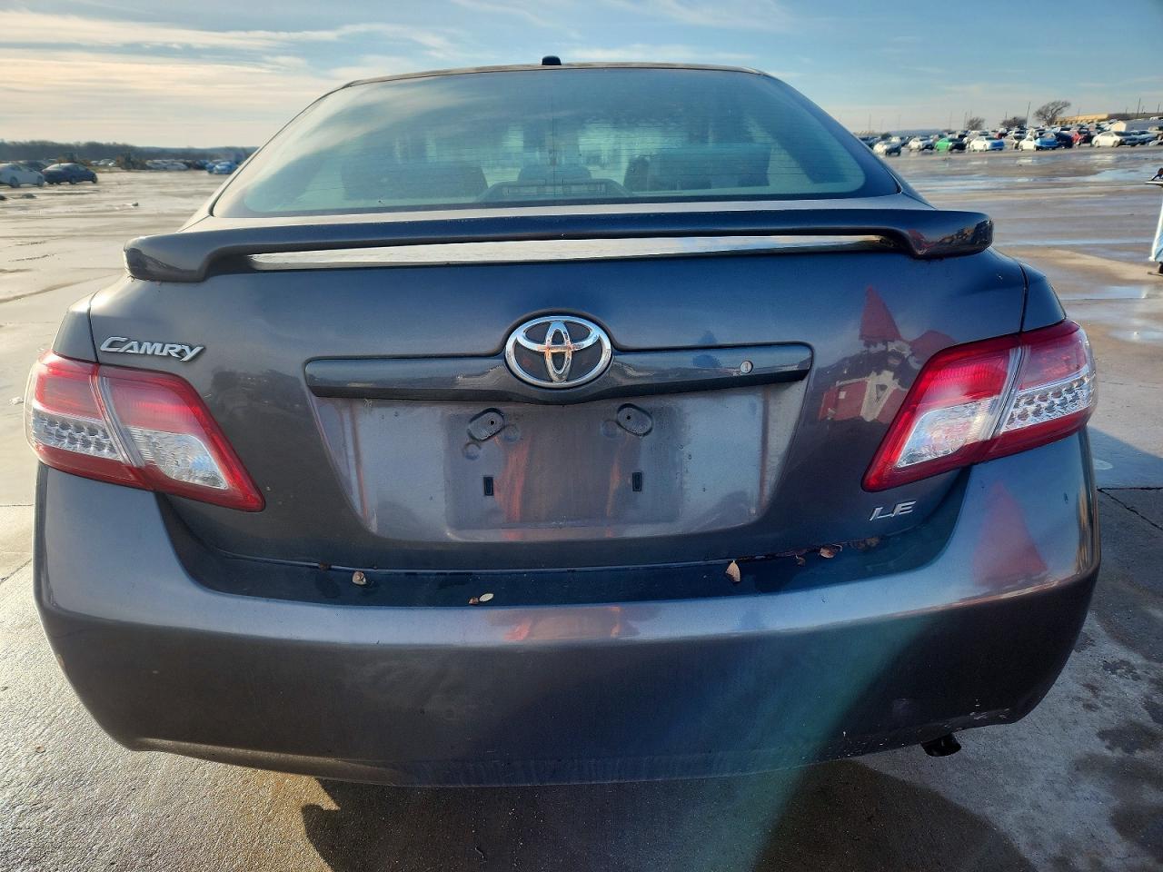 2011 TOYOTA CAMRY