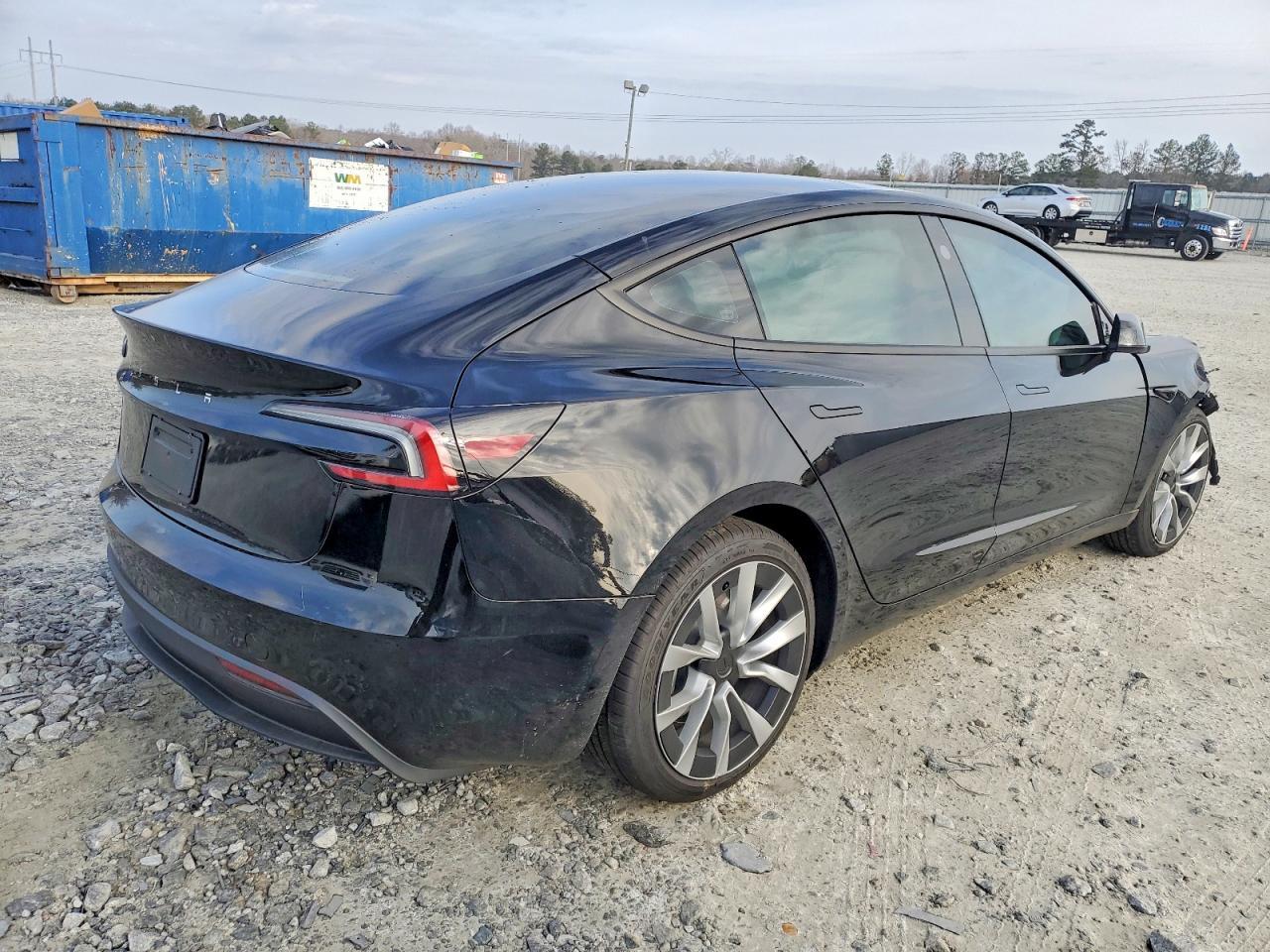 2025 TESLA MODEL 3
