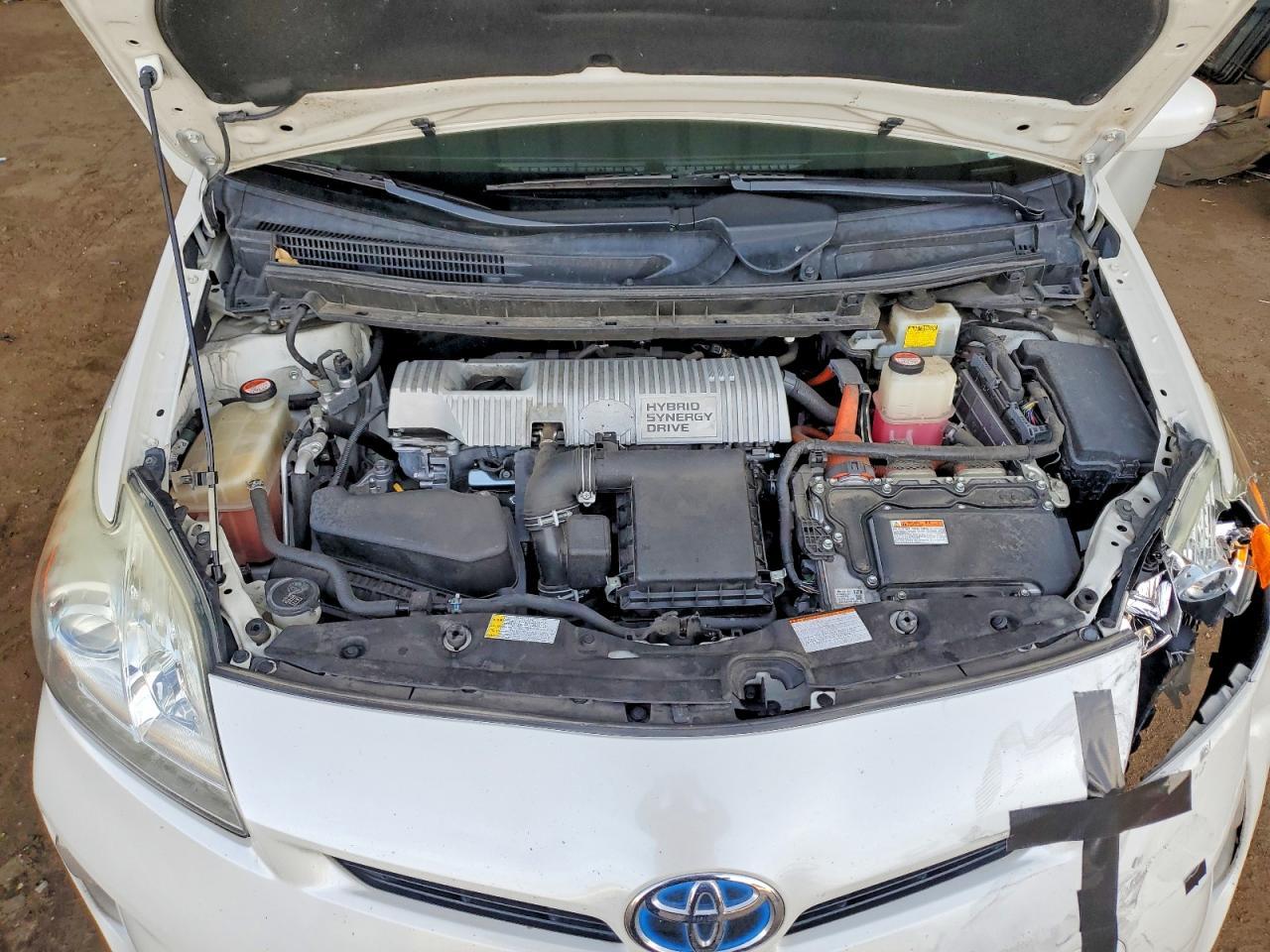 2015 TOYOTA PRIUS
