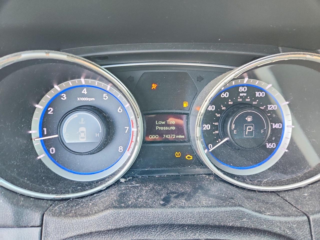 2011 HYUNDAI SONATA