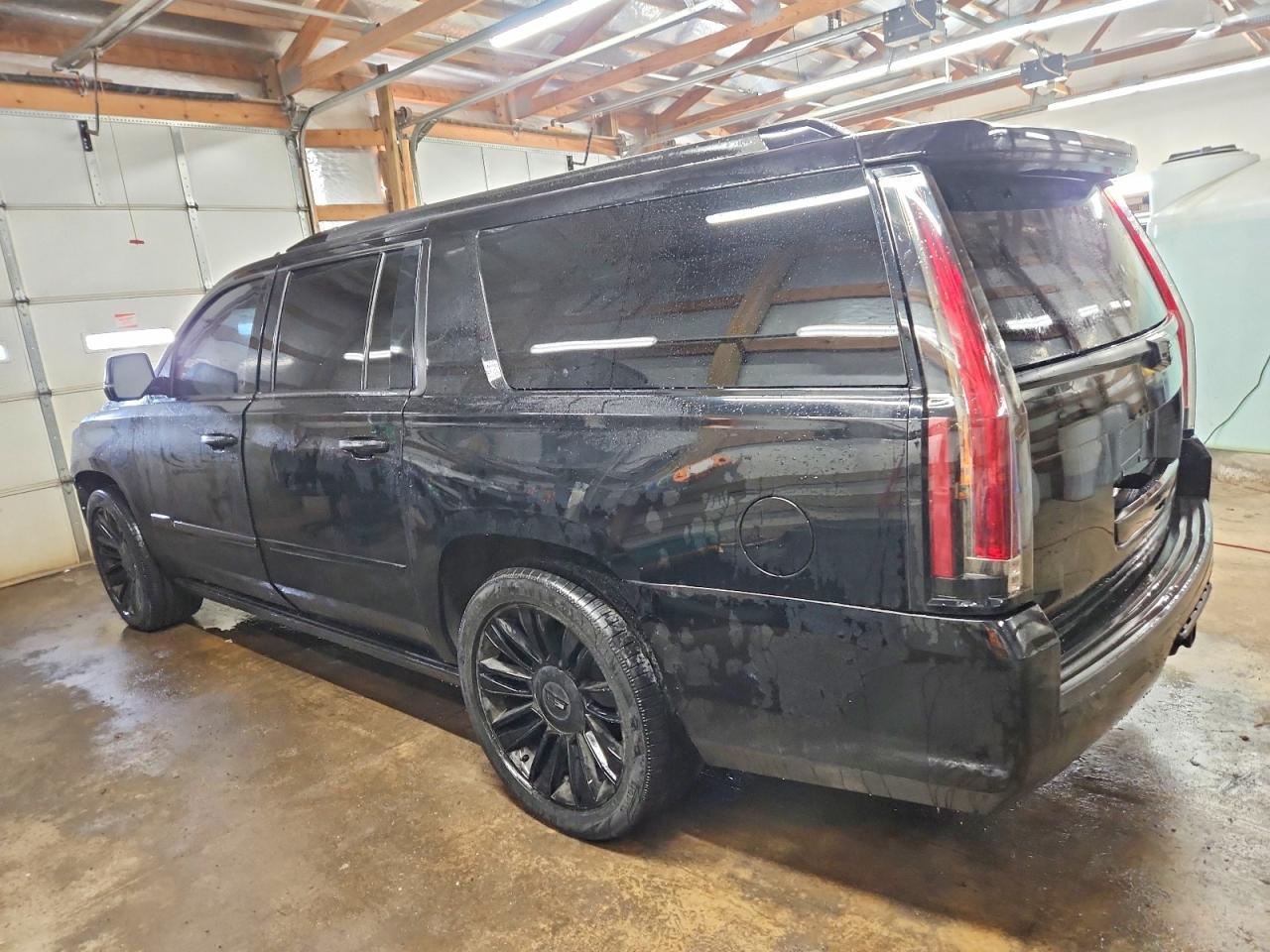 2015 CADILLAC Escalade ESV