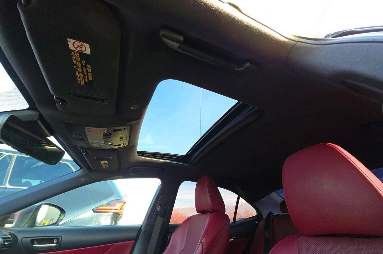 2019 LEXUS IS 300