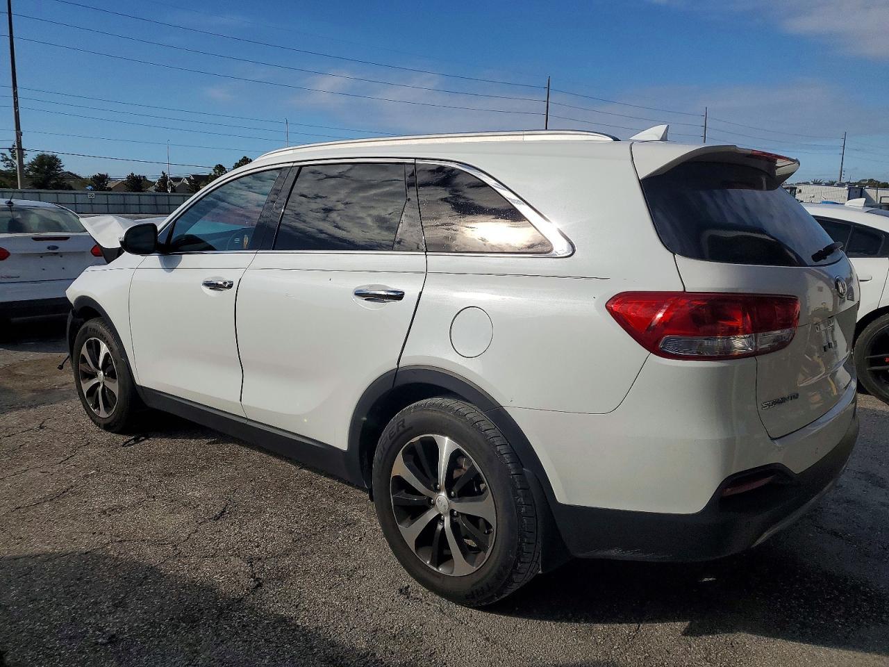 2017 KIA SORENTO