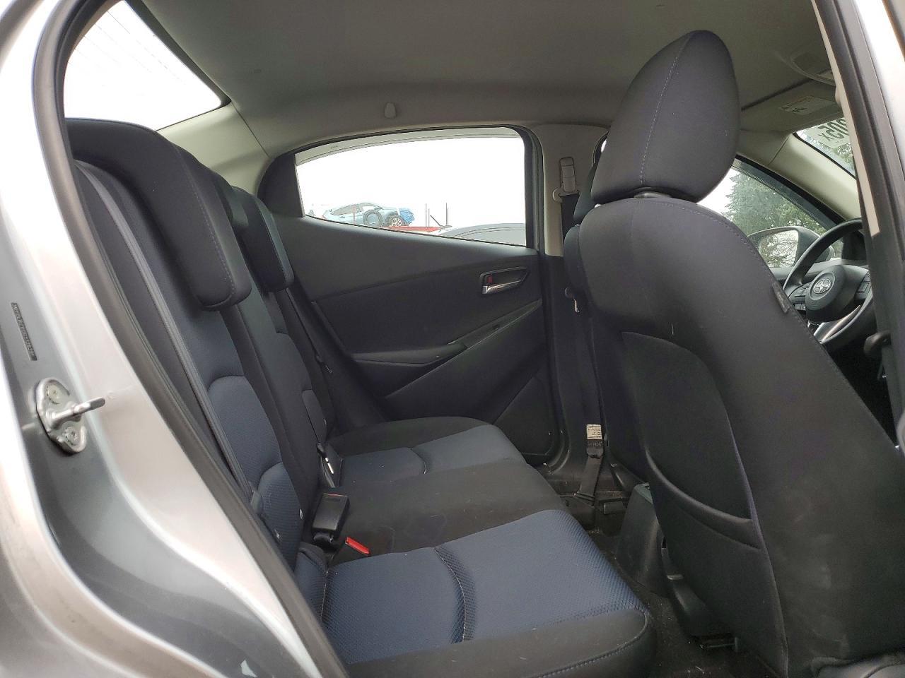2016 TOYOTA SCION