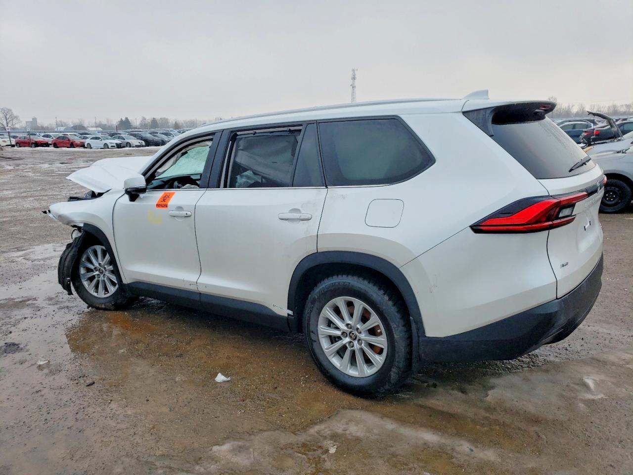 2024 TOYOTA HIGHLANDER