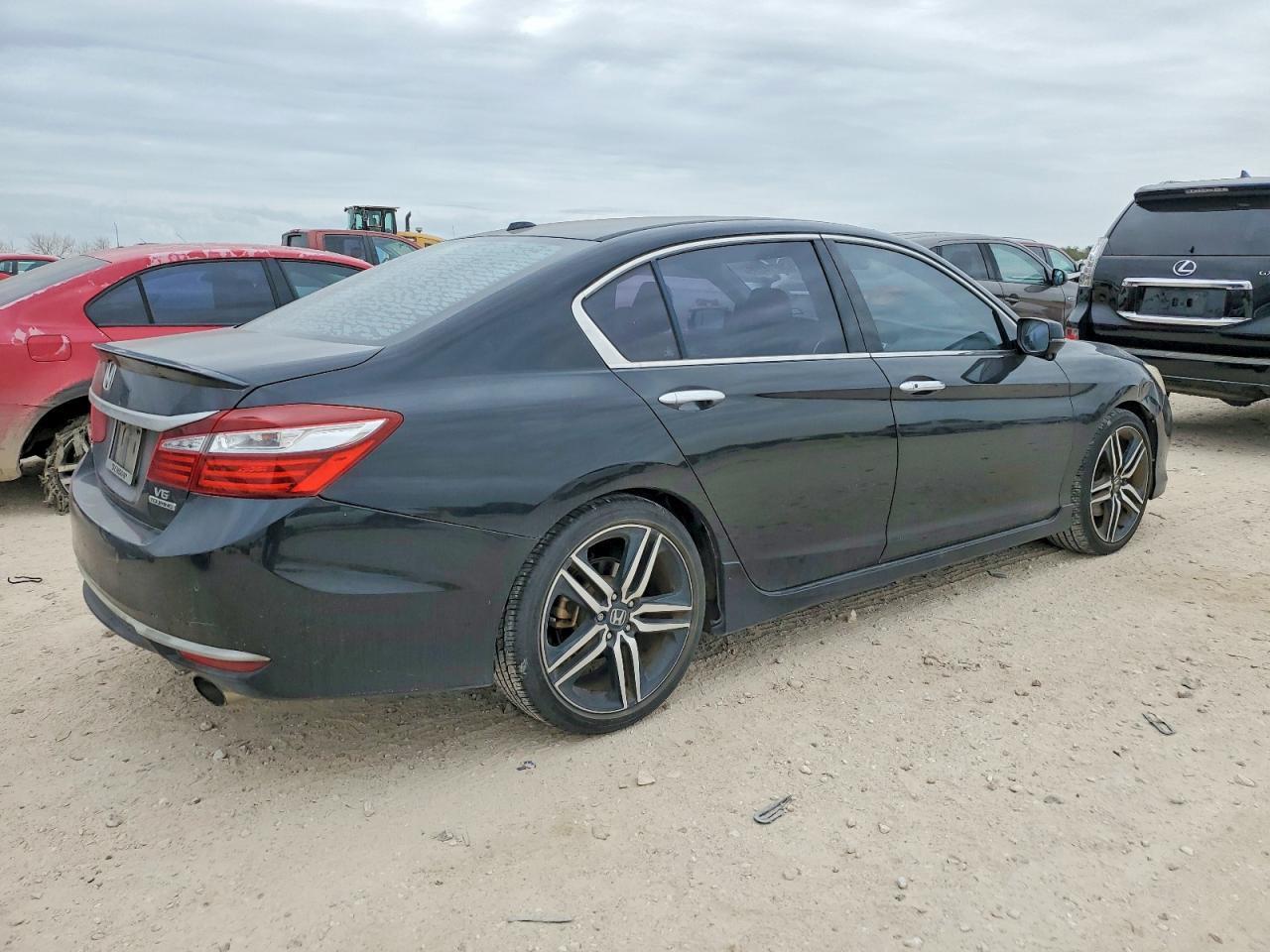 2016 HONDA ACCORD