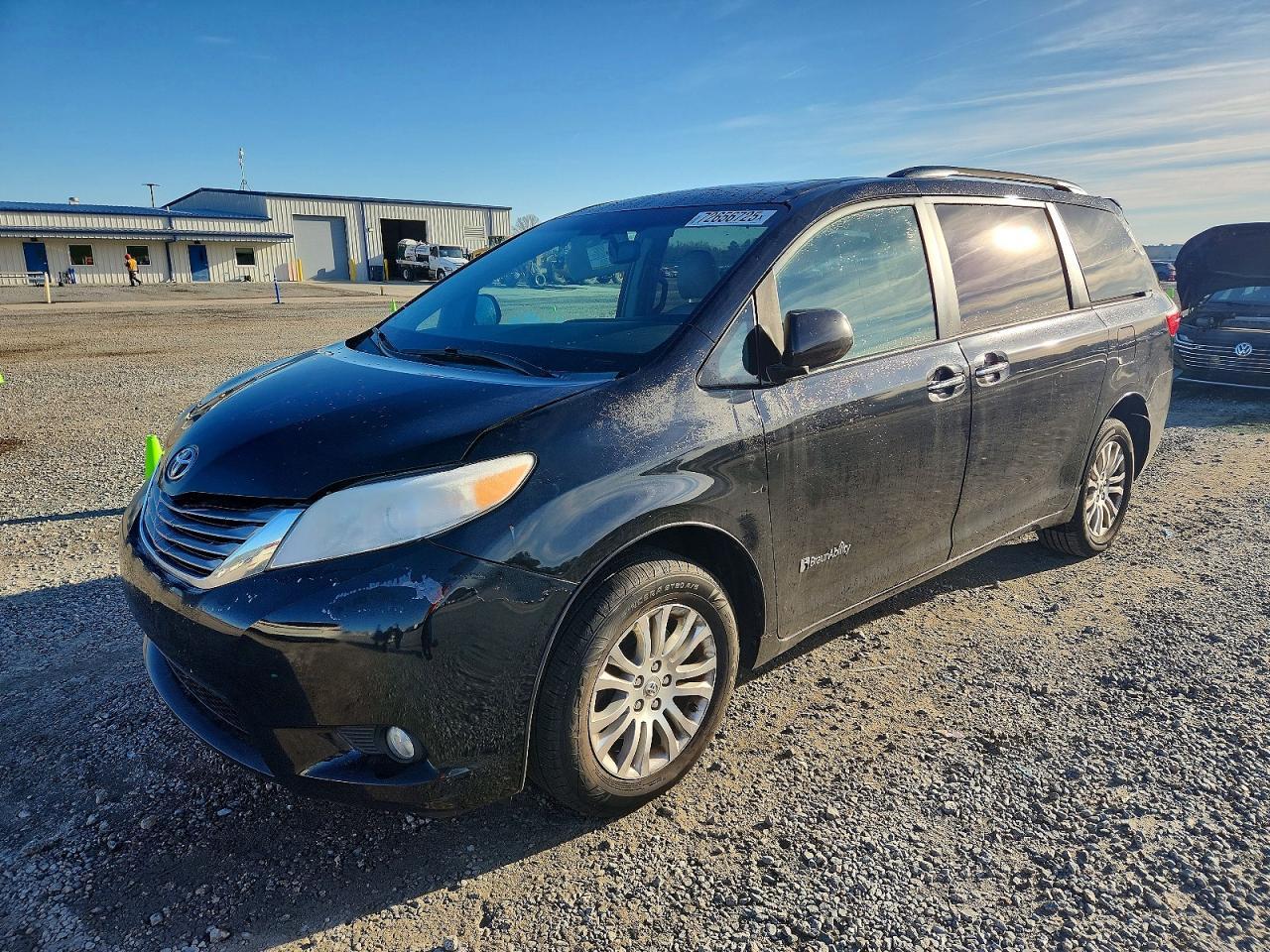 2015 TOYOTA SIENNA