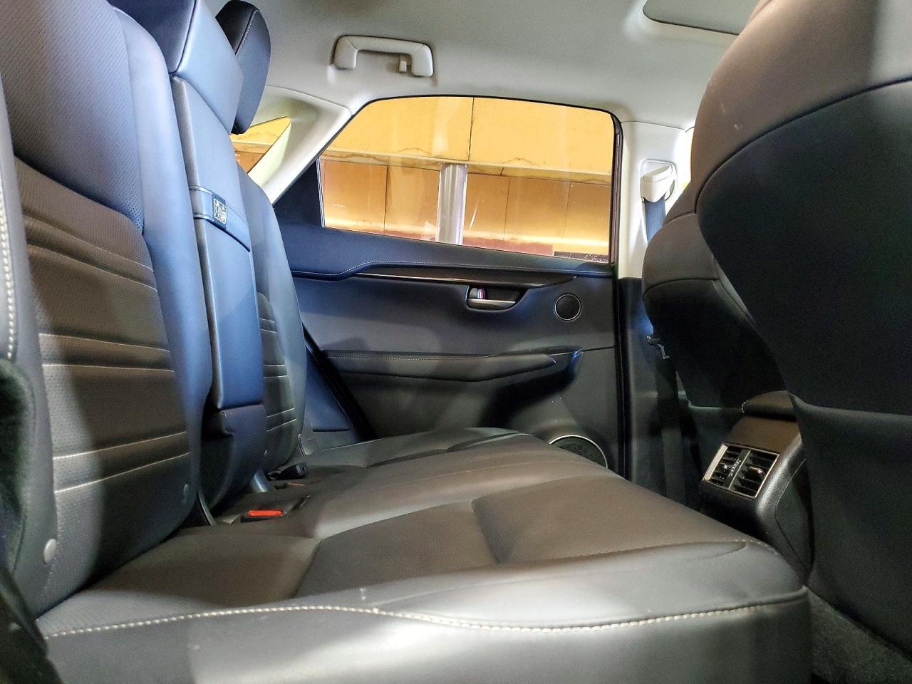2015 LEXUS NX 200T