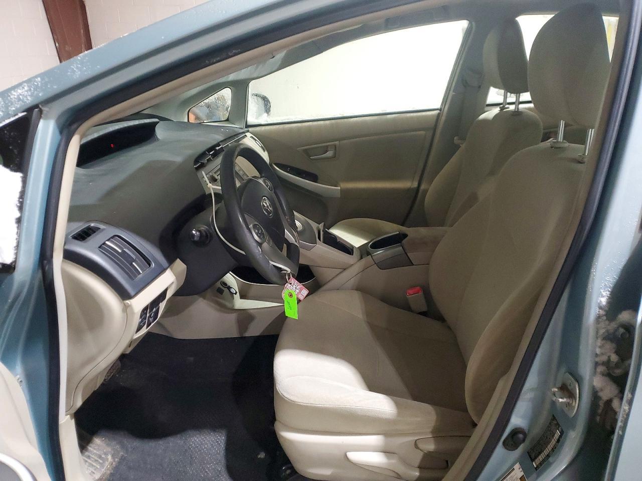 2013 TOYOTA PRIUS
