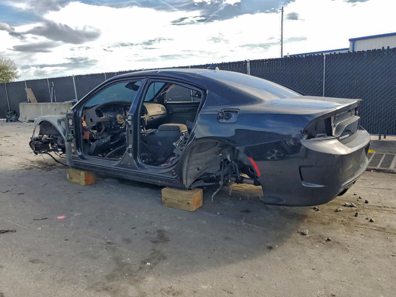 2017 DODGE CHARGER