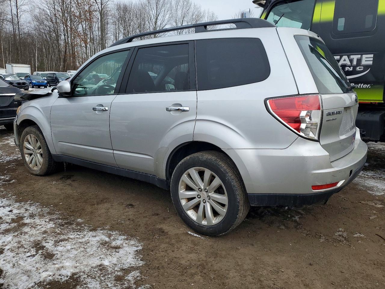 2011 SUBARU FORESTER