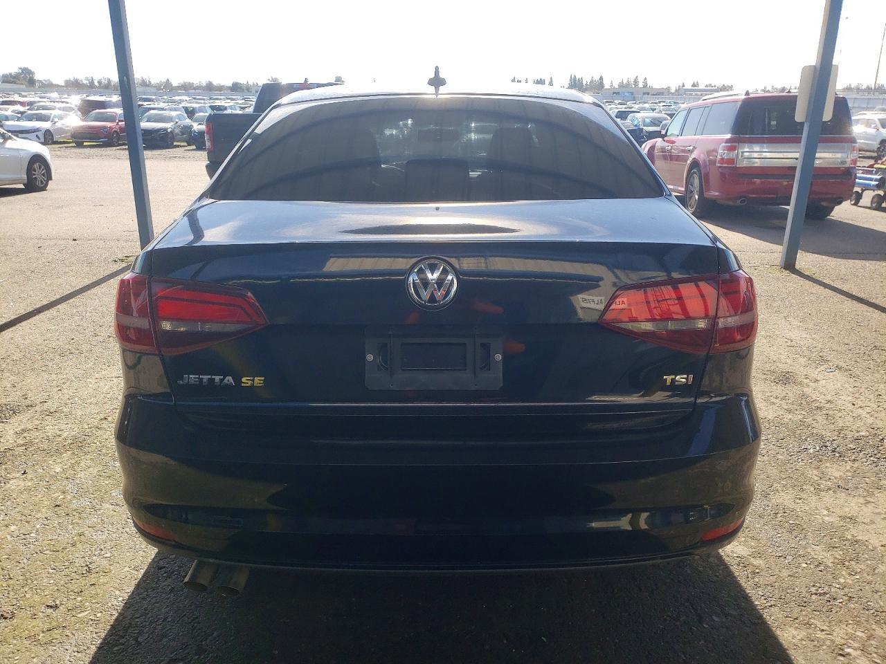 2017 VOLKSWAGEN JETTA