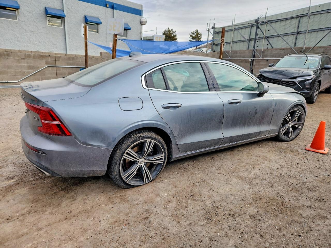 2019 VOLVO S60