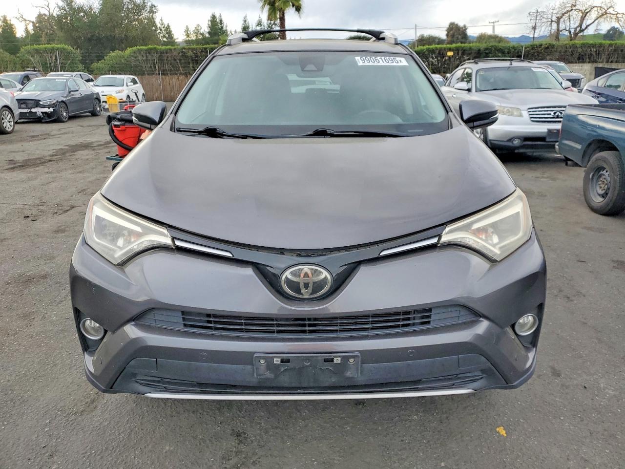 2016 TOYOTA RAV4