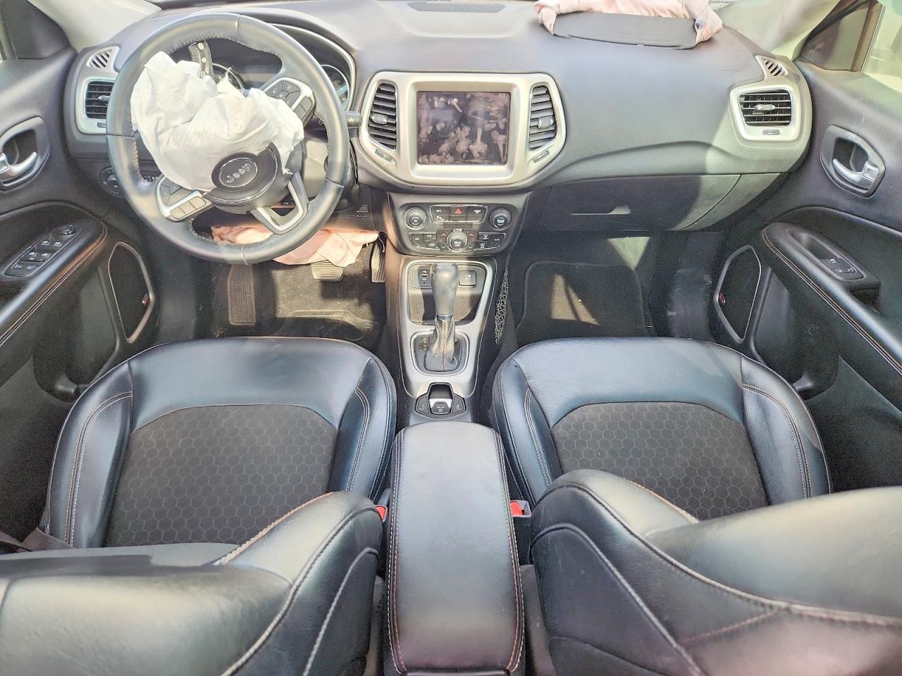 2017 JEEP Compass
