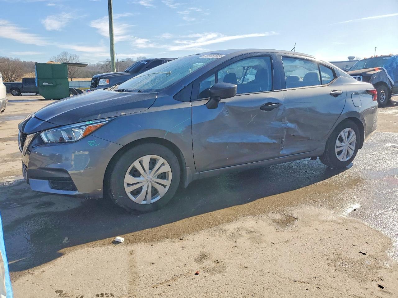 2020 NISSAN VERSA