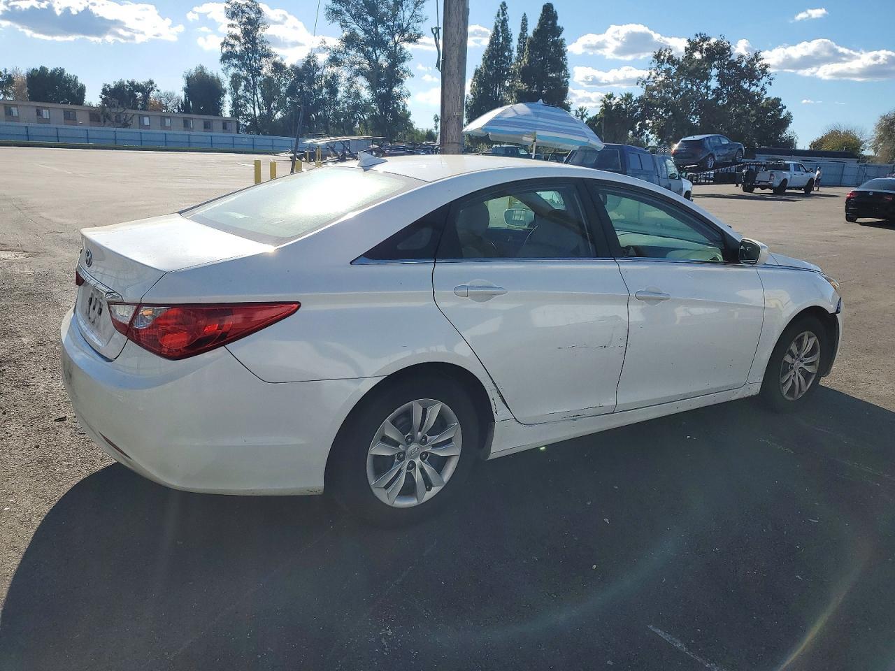 2013 HYUNDAI SONATA
