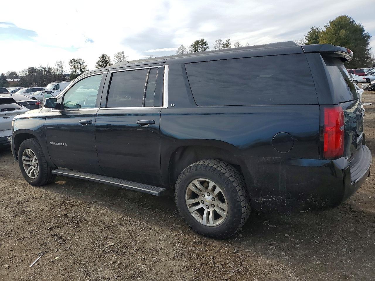 2015 CHEVROLET Suburban