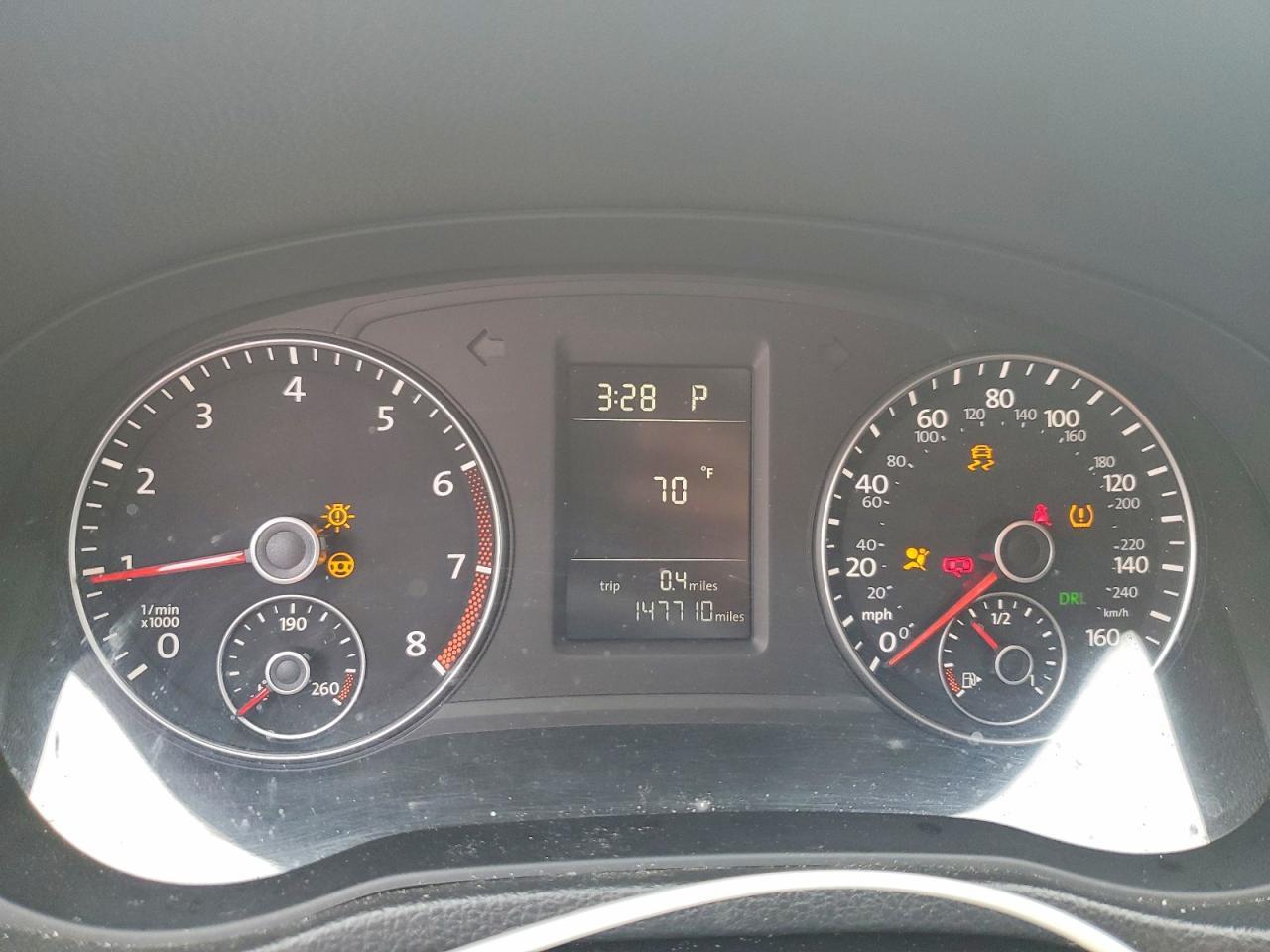 2015 VOLKSWAGEN Passat
