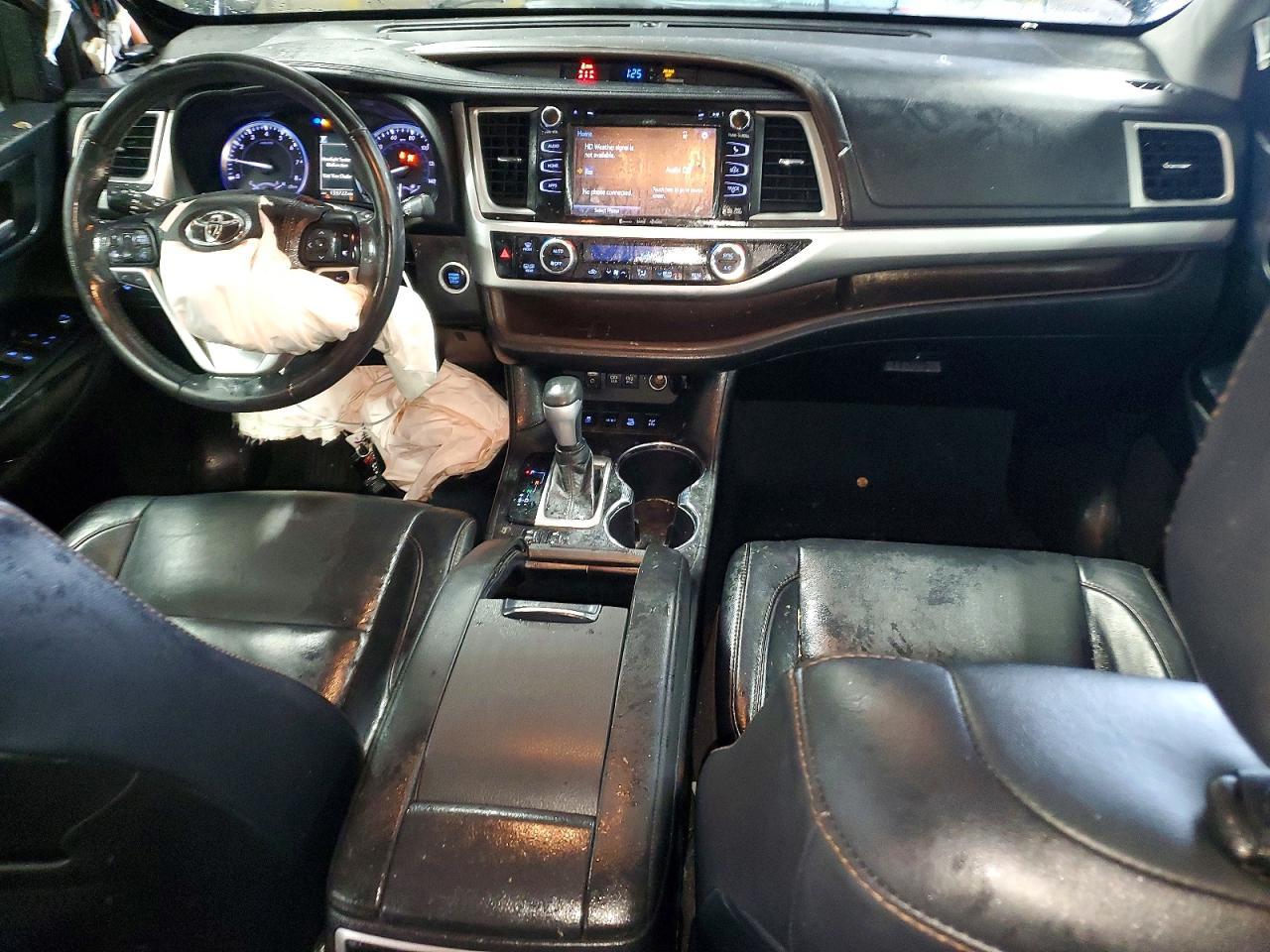 2018 TOYOTA HIGHLANDER