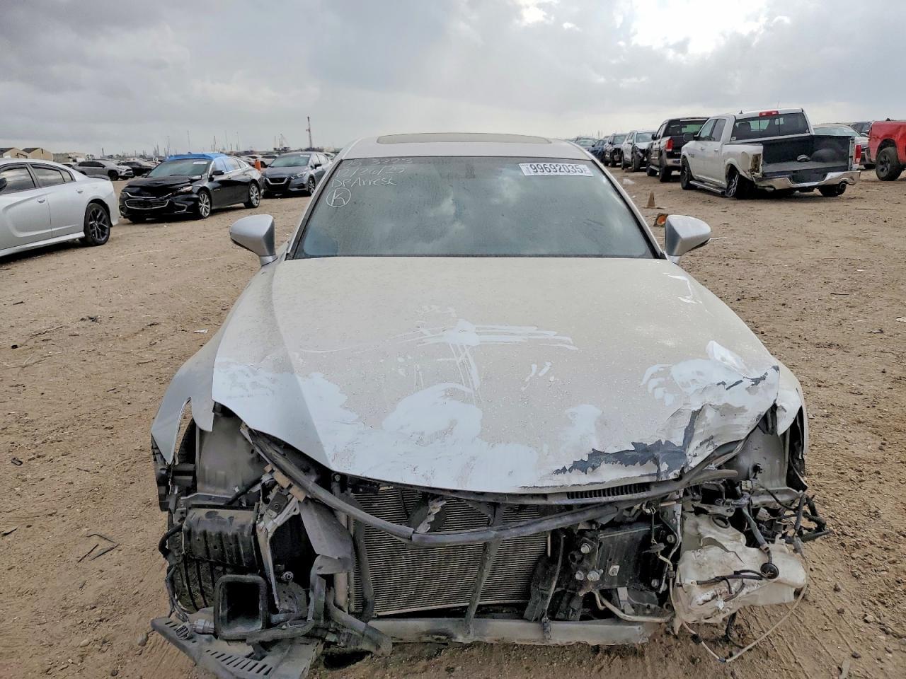 2016 LEXUS IS 200t