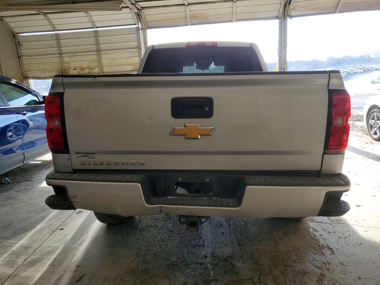 2018 CHEVROLET Silverado