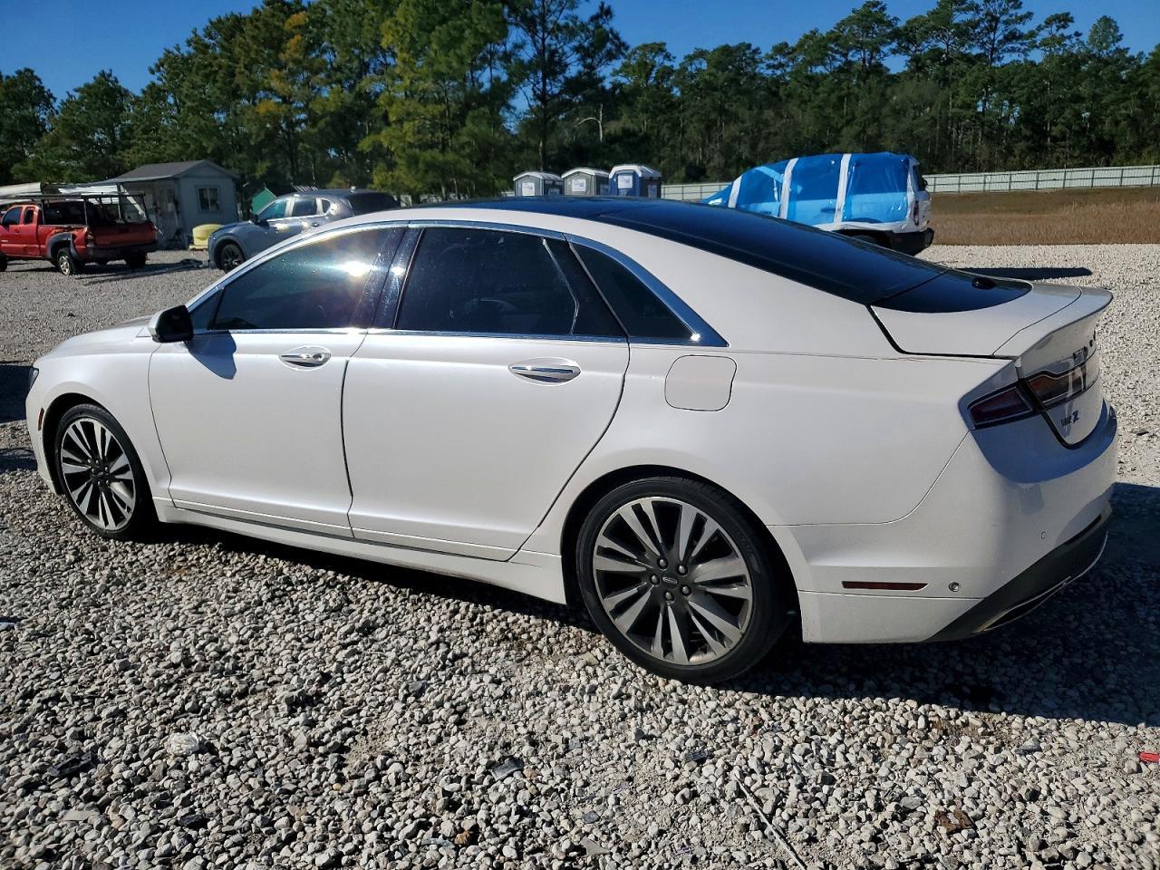 2017 LINCOLN MKZ