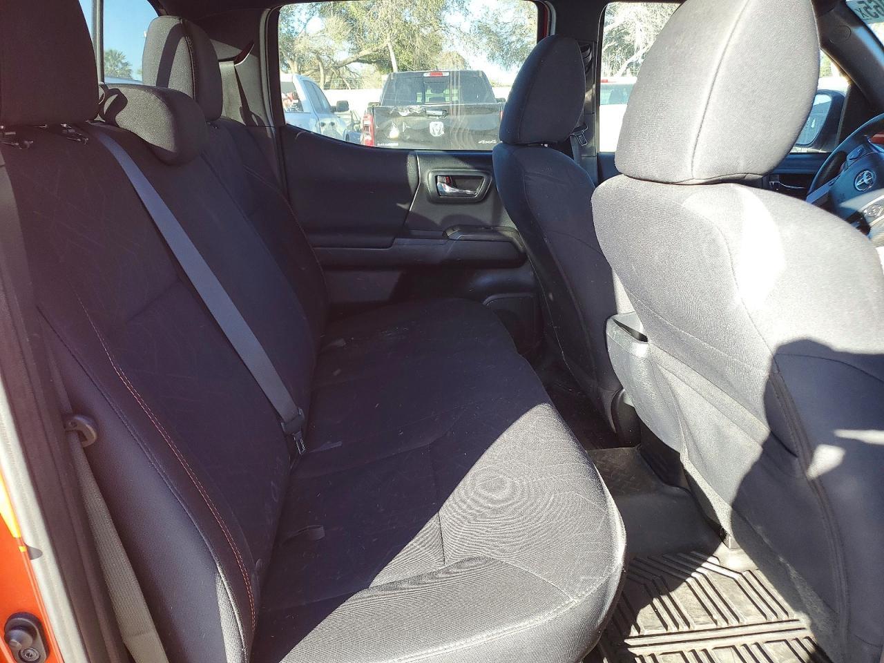 2017 TOYOTA TACOMA