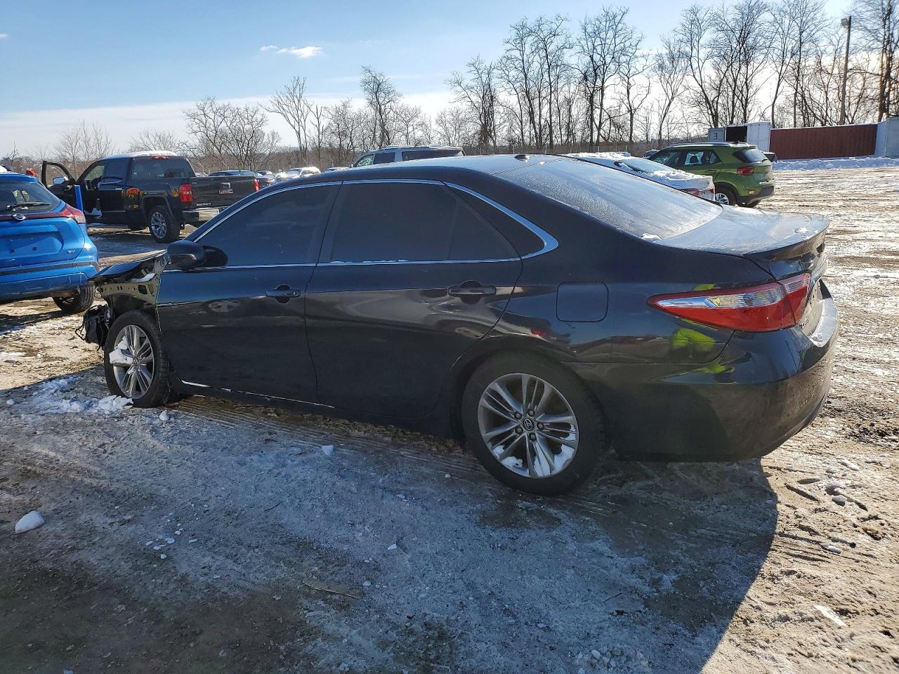 2017 TOYOTA CAMRY