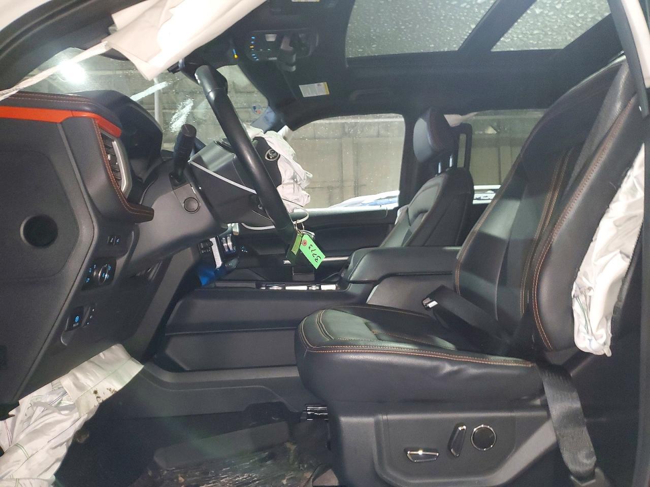 2023 FORD Expedition