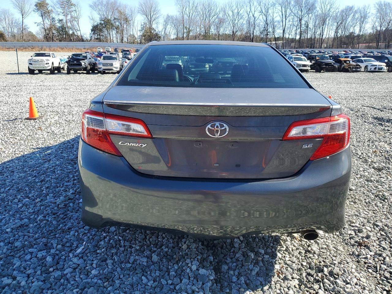 2012 TOYOTA CAMRY