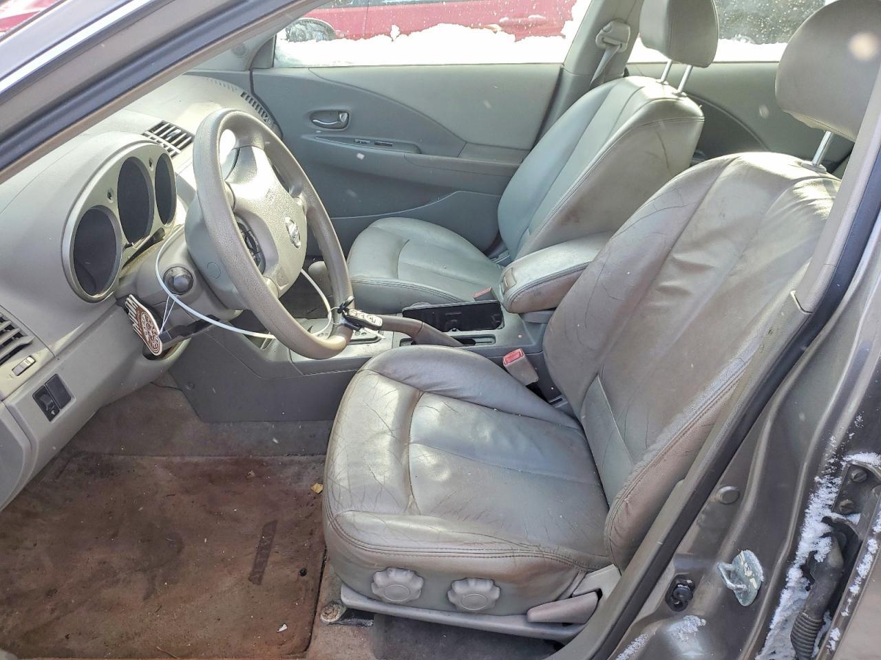 2004 NISSAN ALTIMA