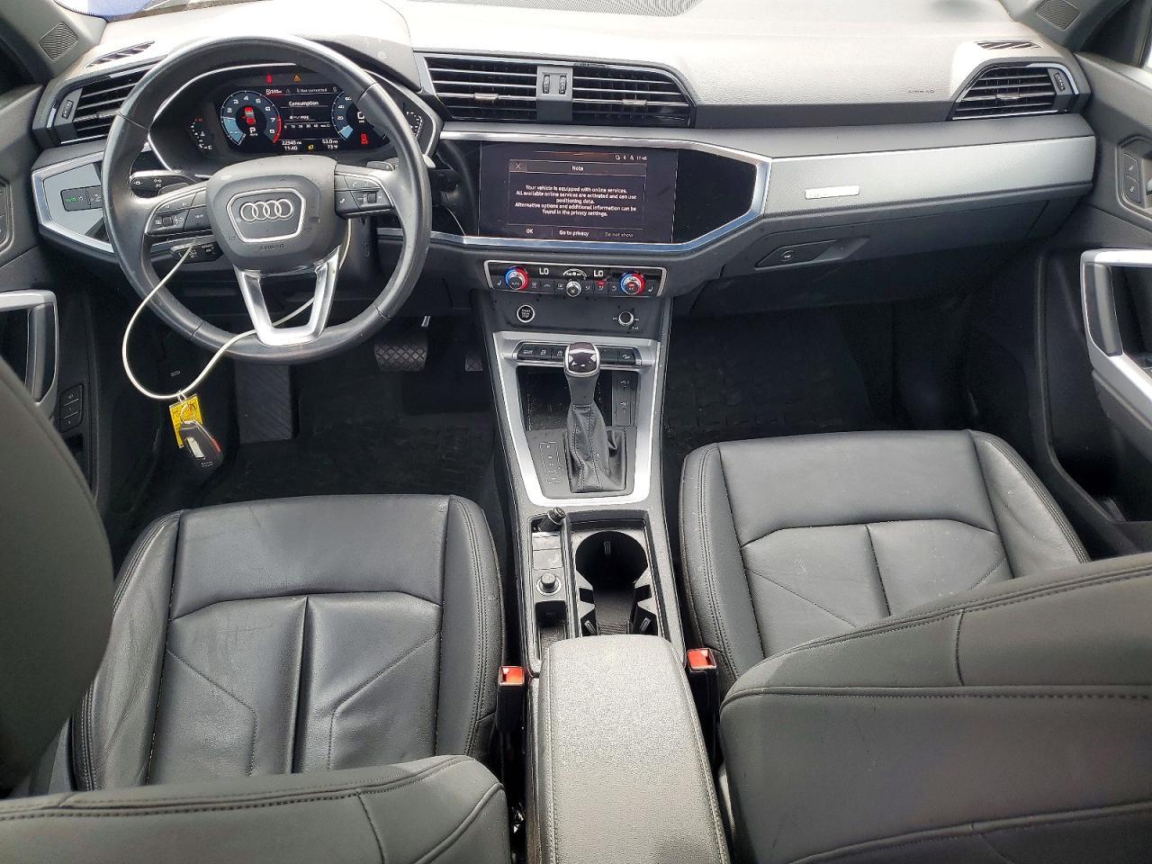 2022 AUDI Q3