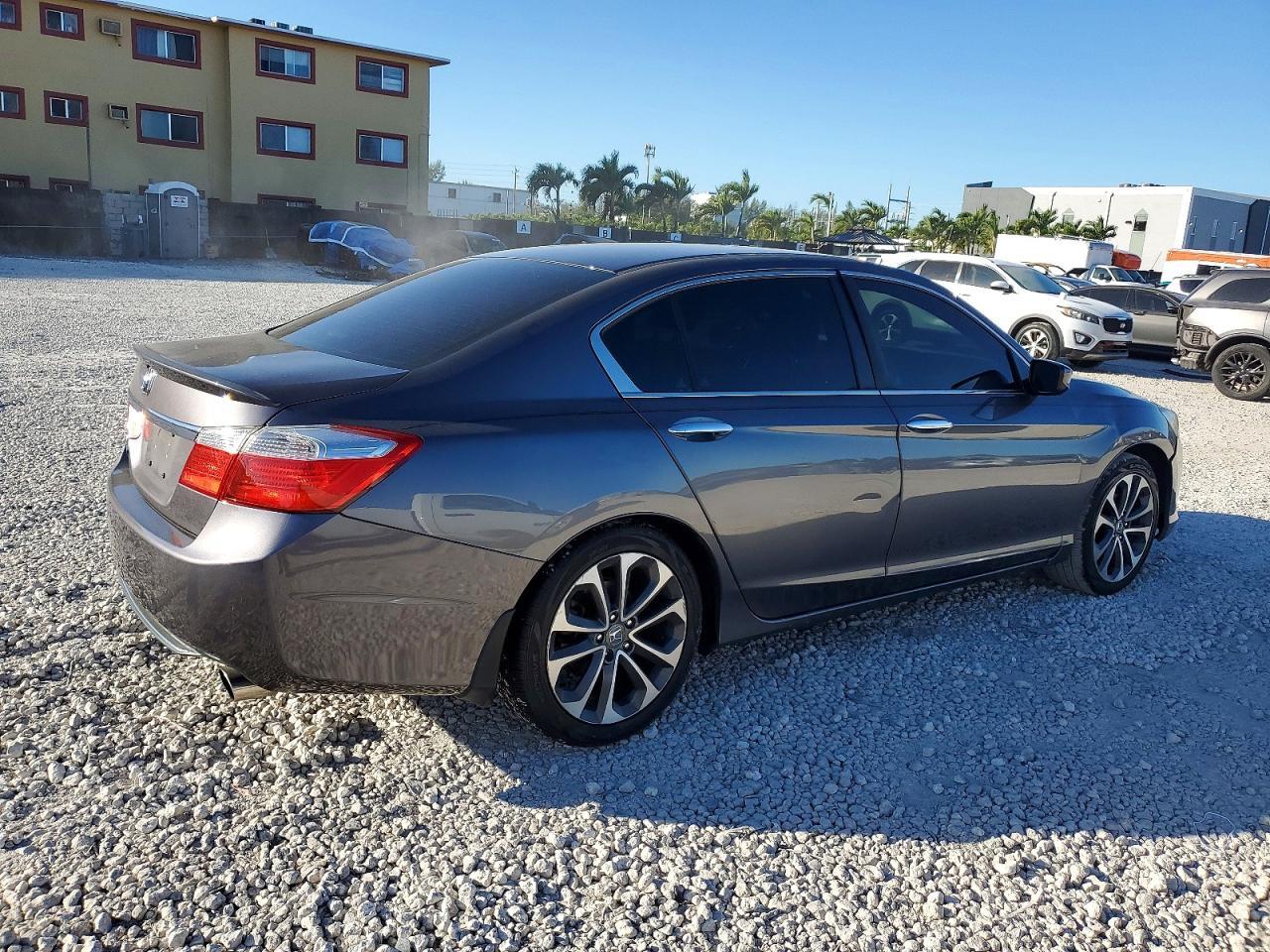 2015 HONDA ACCORD